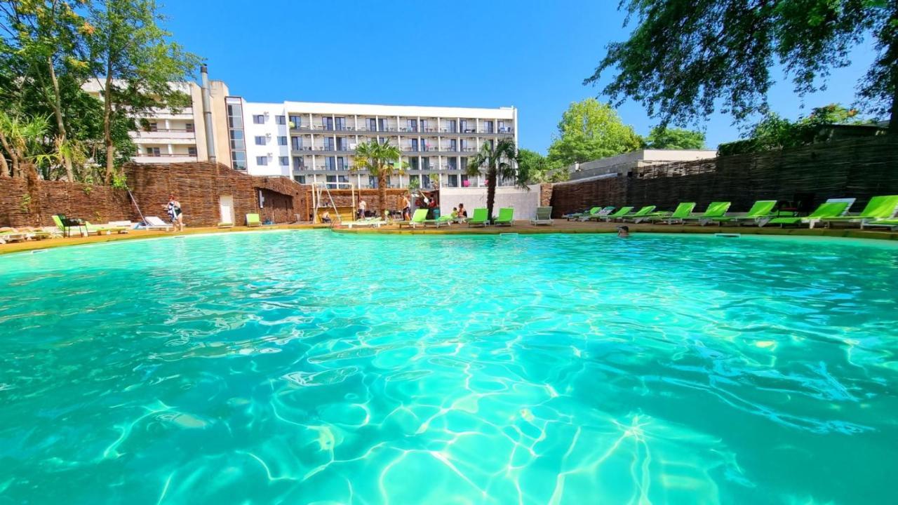 Mojo Resort Эфорие-Суд Экстерьер фото